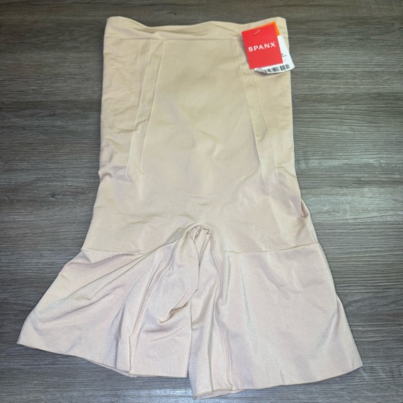SPANX OnCore High Waisted Mid Thigh Short in Soft Nude